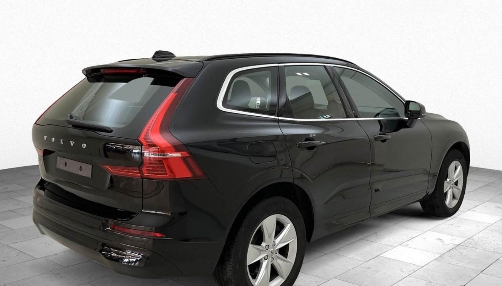 Volvo XC60 Momentum Pro 4