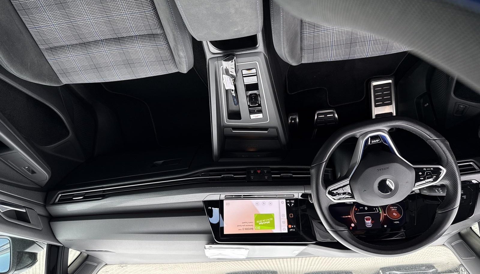 Volkswagen Golf GTE eHybrid 2