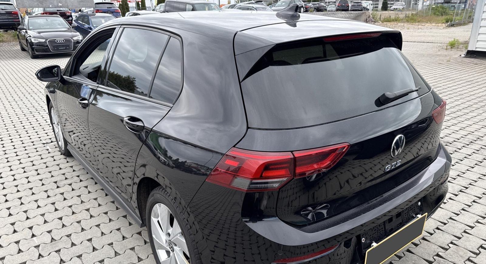 Volkswagen Golf GTE eHybrid 4