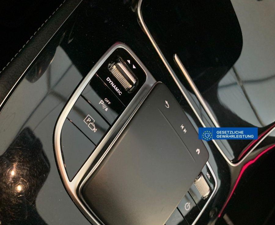 Mercedes-Benz E AMG Line 8