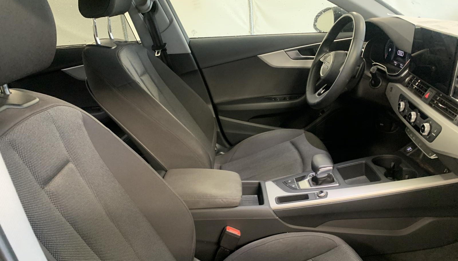 Audi A4 Avant 40 TDI LED+/VIRTUAL/KAMERA/17" 4