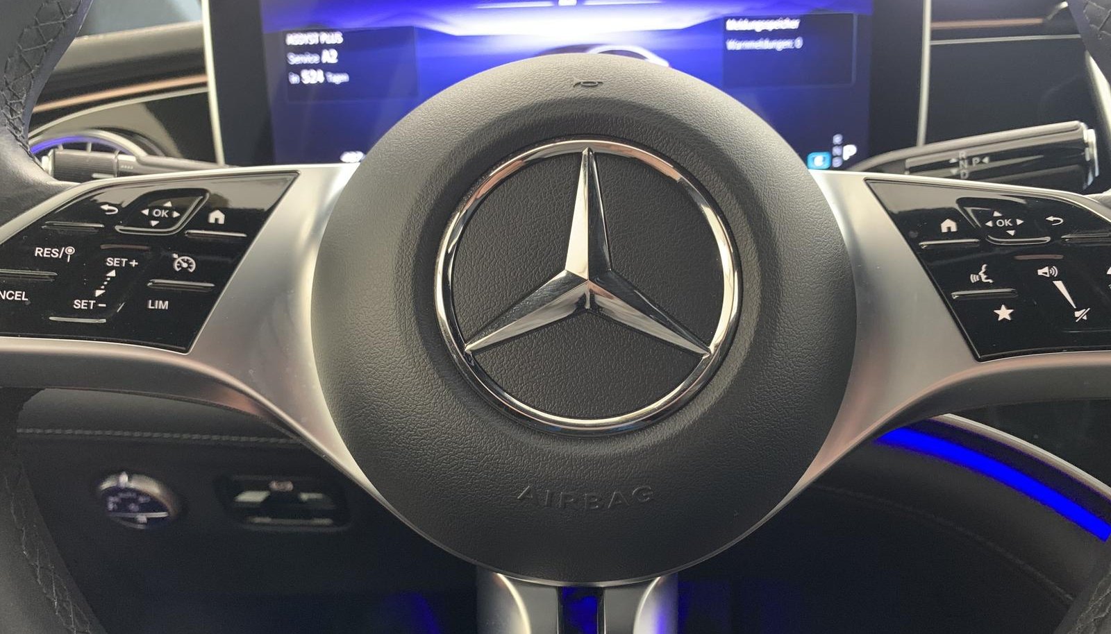 Mercedes-Benz EQE Avantgarde Interieur 12