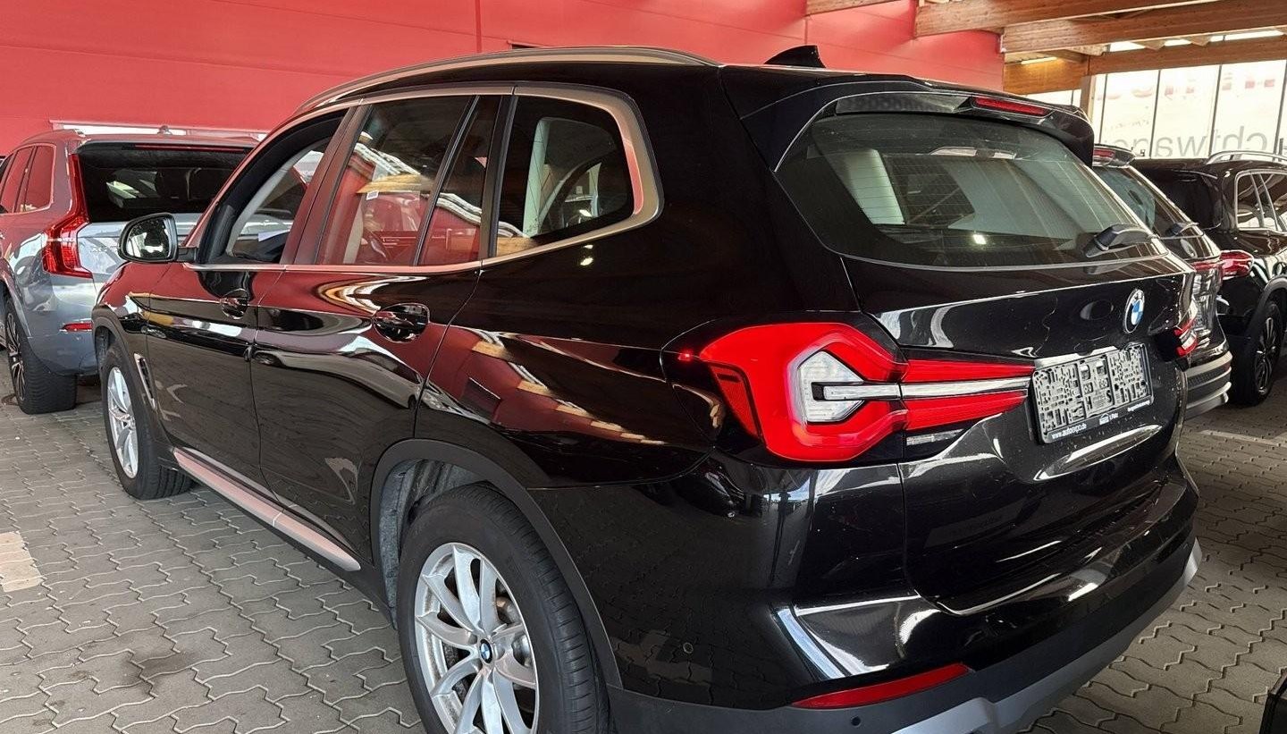 BMW X3 xDrive 20 d 6