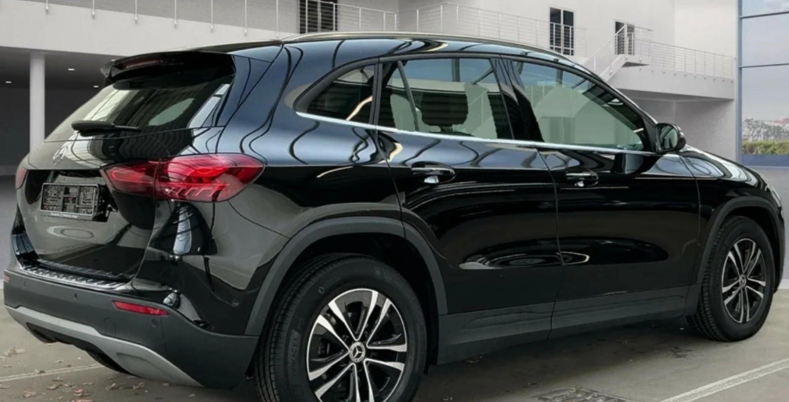 Mercedes-Benz GLA GLA 220 d 4M Facelift 4