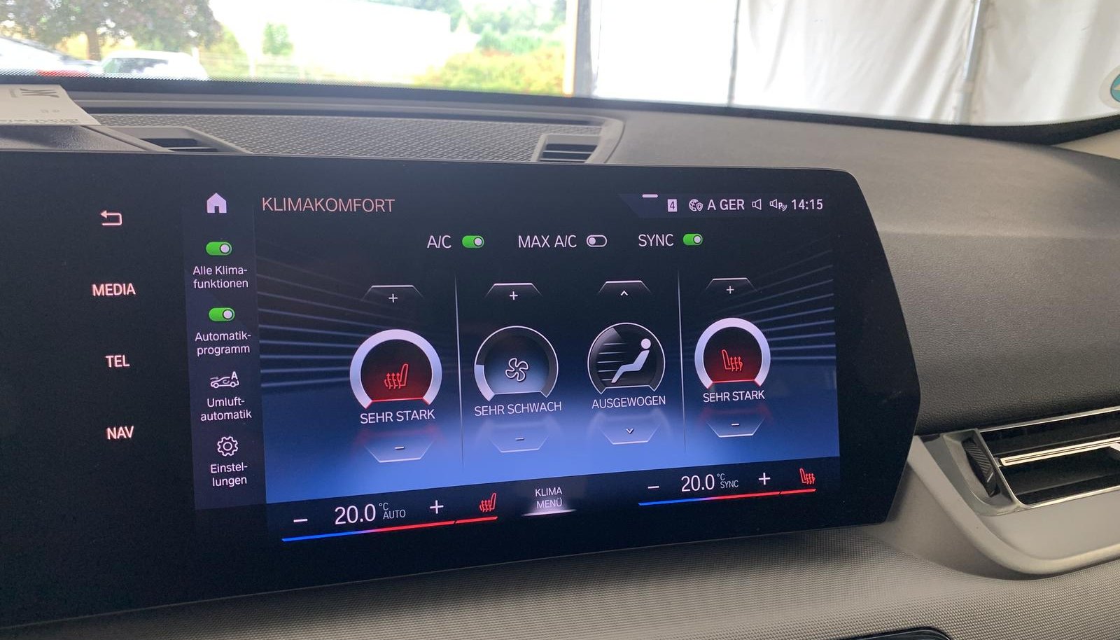 BMW X1 xDrive 25e WIDESCREEN/KAMERA/DRIVING-ASS/LED+ 12
