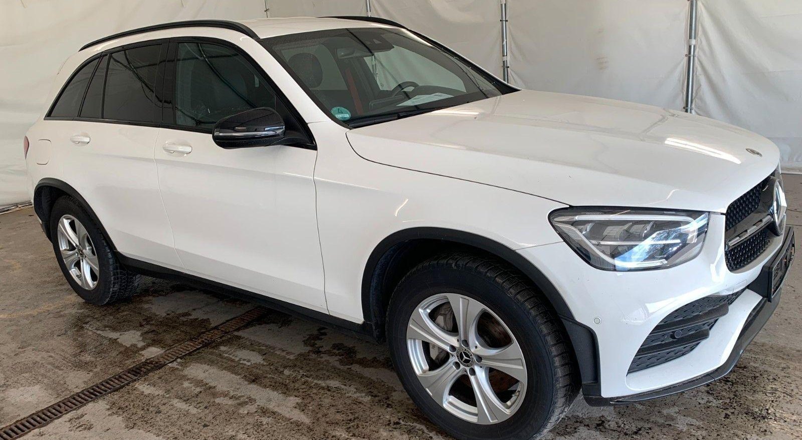 Mercedes-Benz GLC AMG Line 2