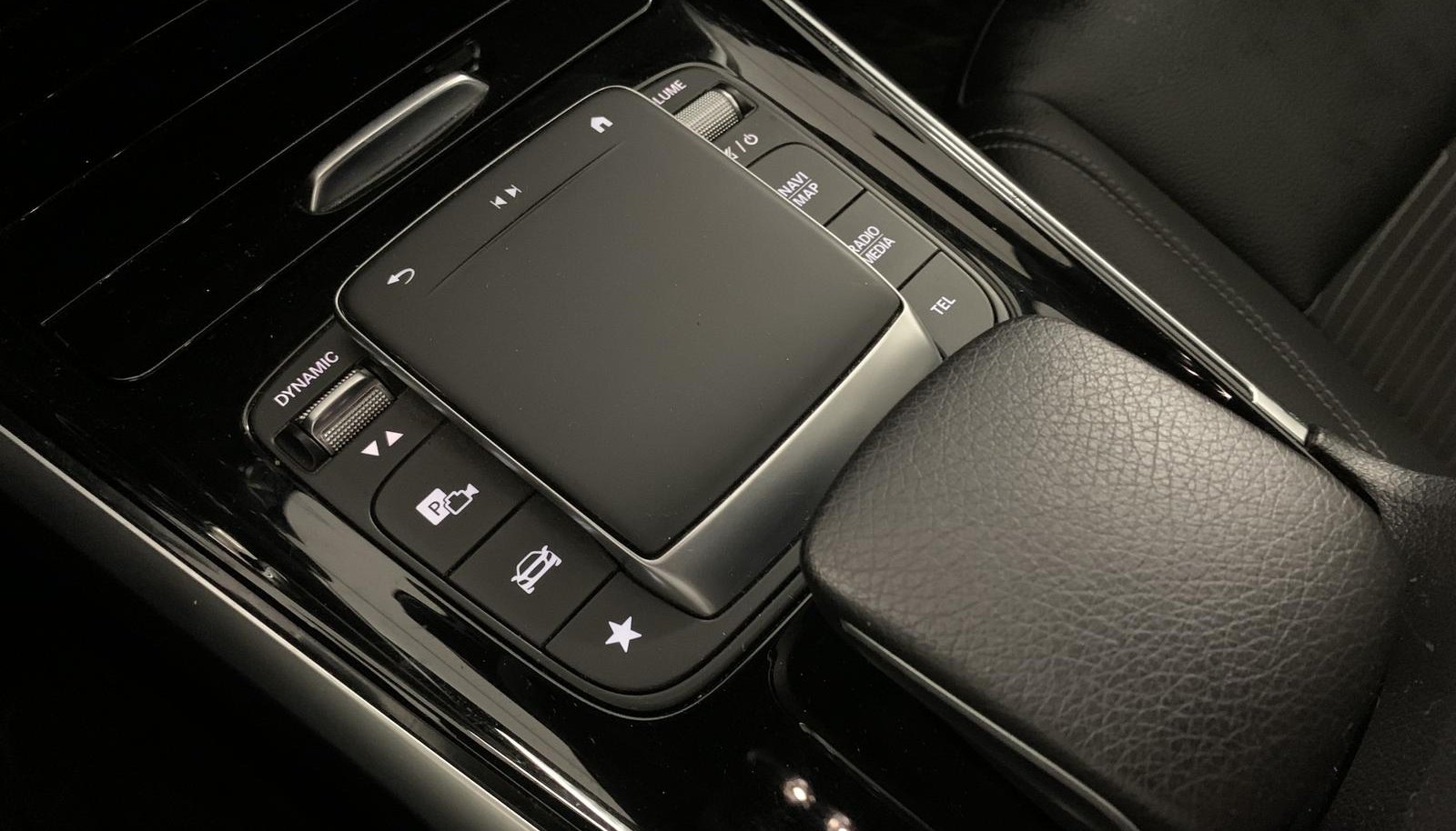 Mercedes-Benz GLB Progressive 12