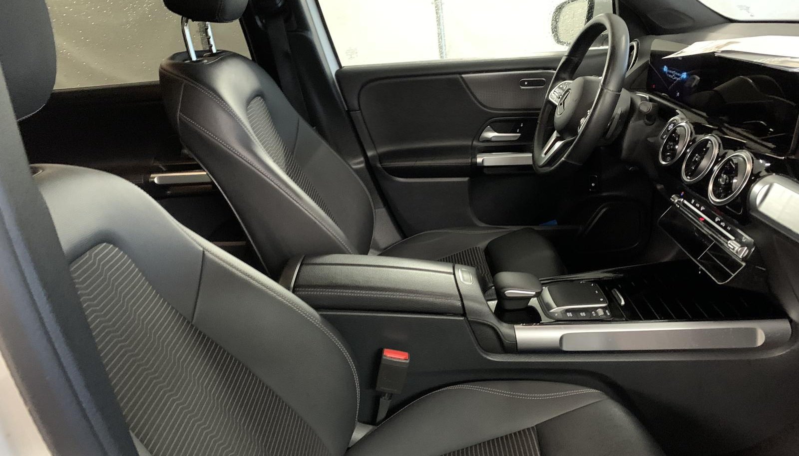 Mercedes-Benz GLB Progressive 4