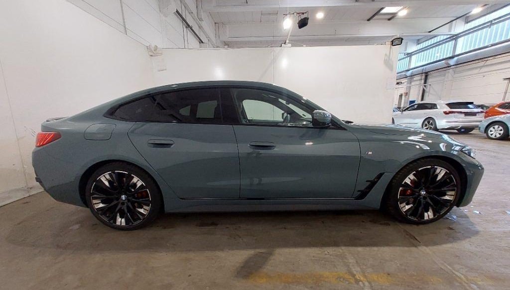 BMW 4 M Sport Pro 8