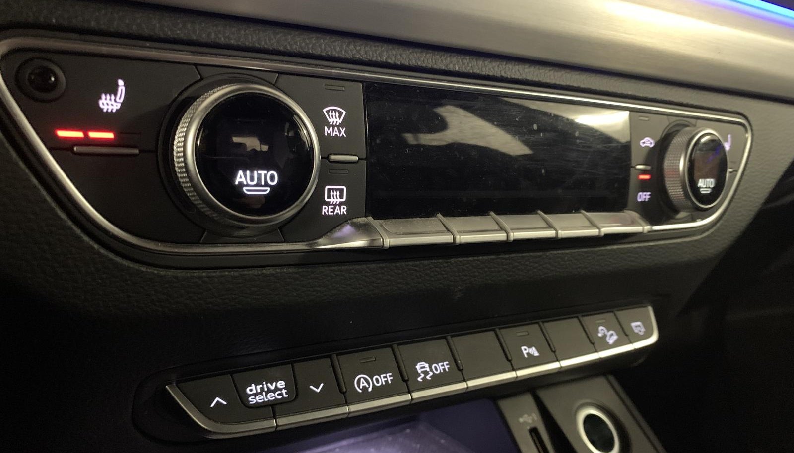 Audi SQ5 quattro MATRIX/KAMERA/AHK/20"/UNFALLFREI 10