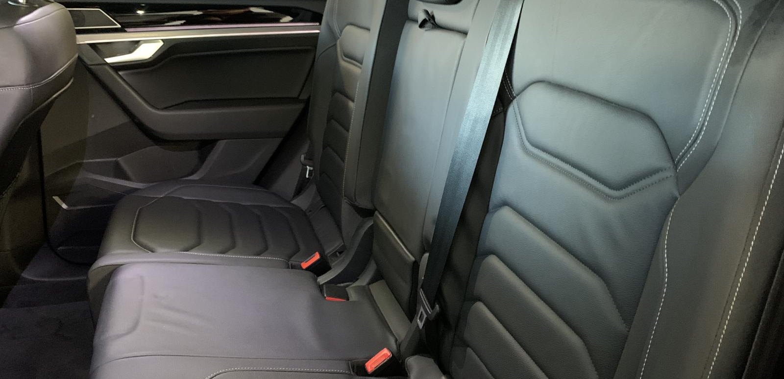 Volkswagen Touareg R-Line 10