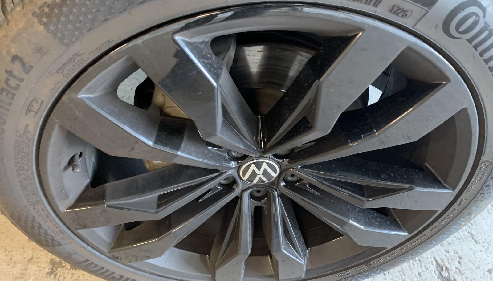 Volkswagen Touareg R-Line 3