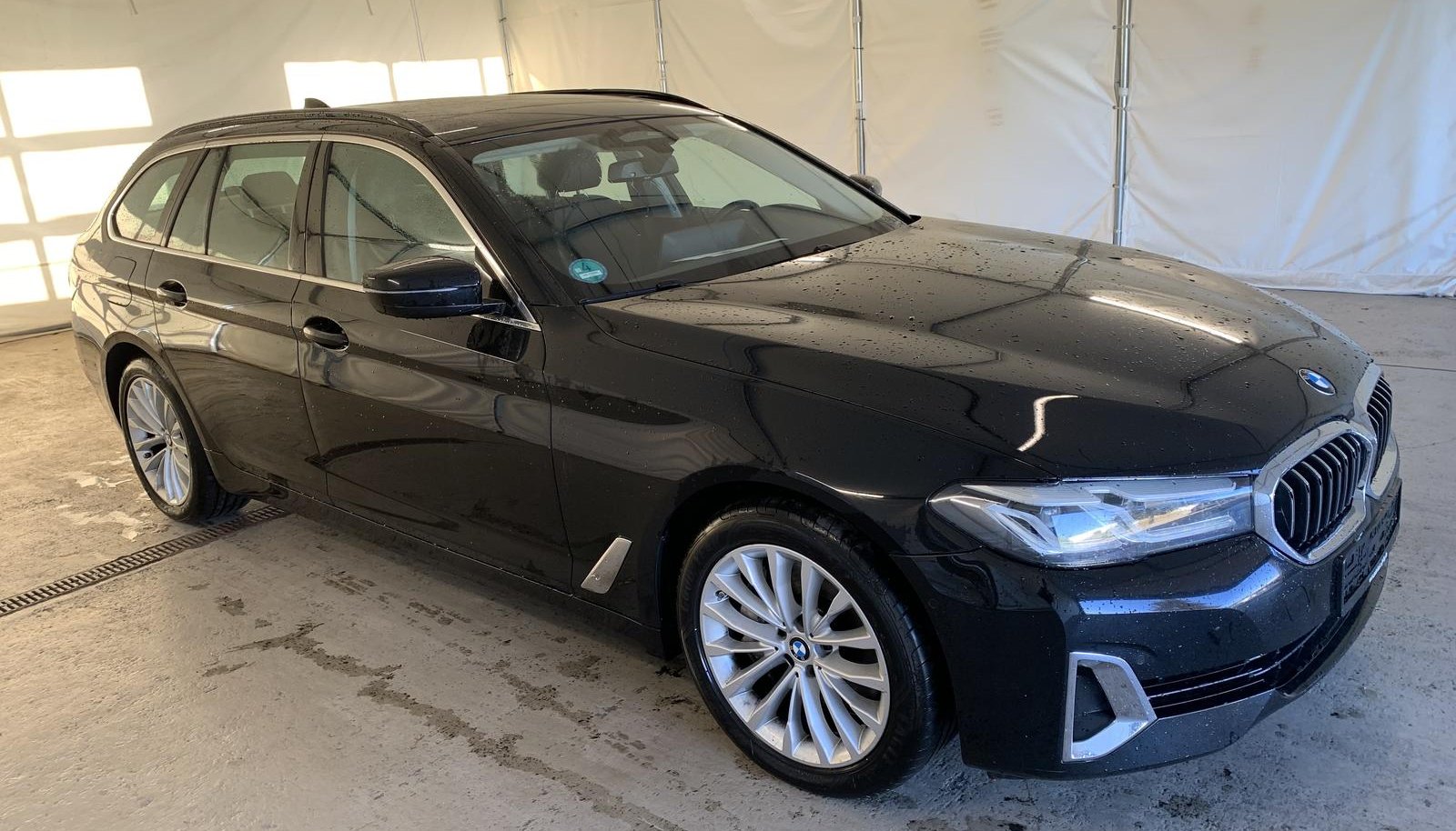 BMW 5 Luxury Line 2