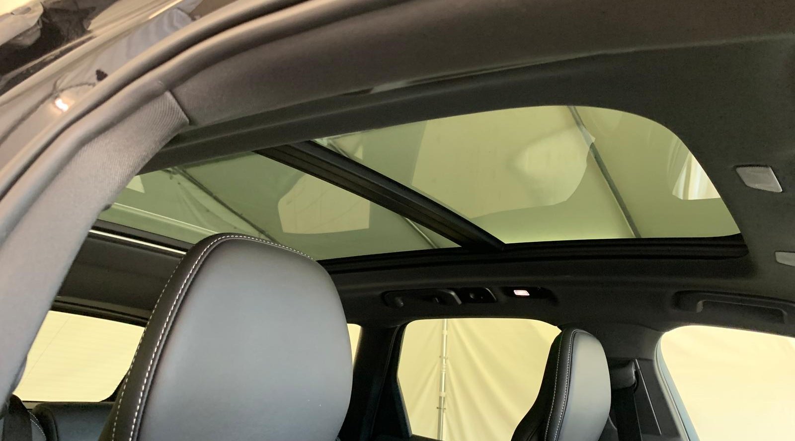 Volvo XC60 Plus Black Edition Recharge Plug-In Hybrid AWD 4