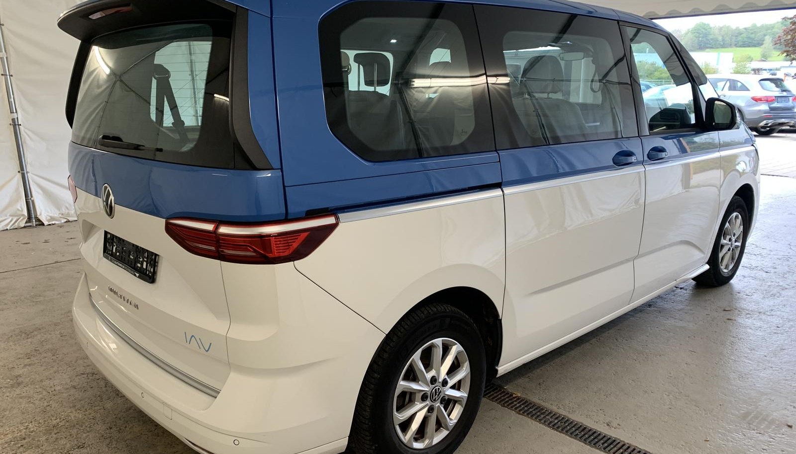 Volkswagen Multivan Life 6