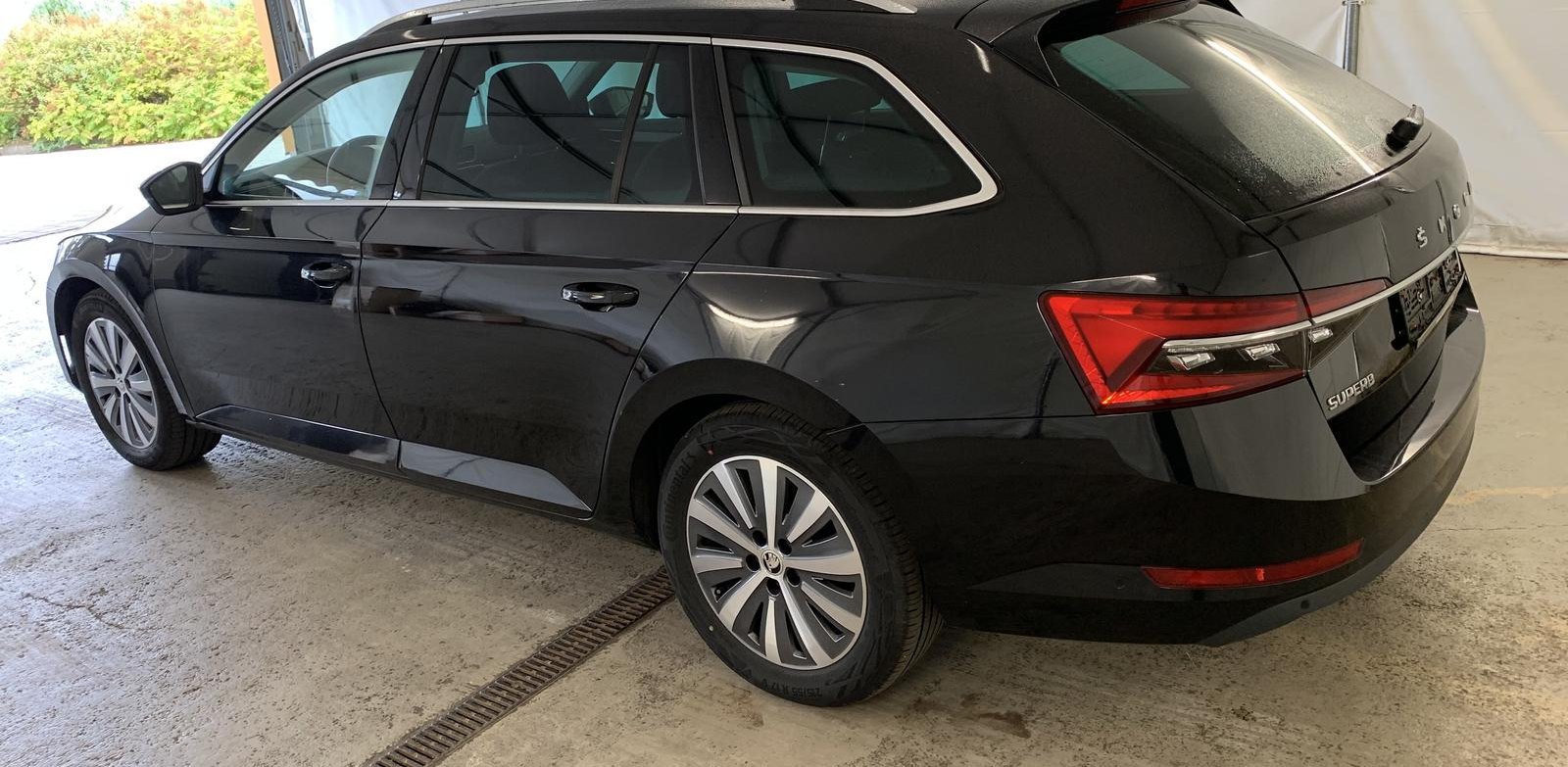 Skoda Superb Style 8