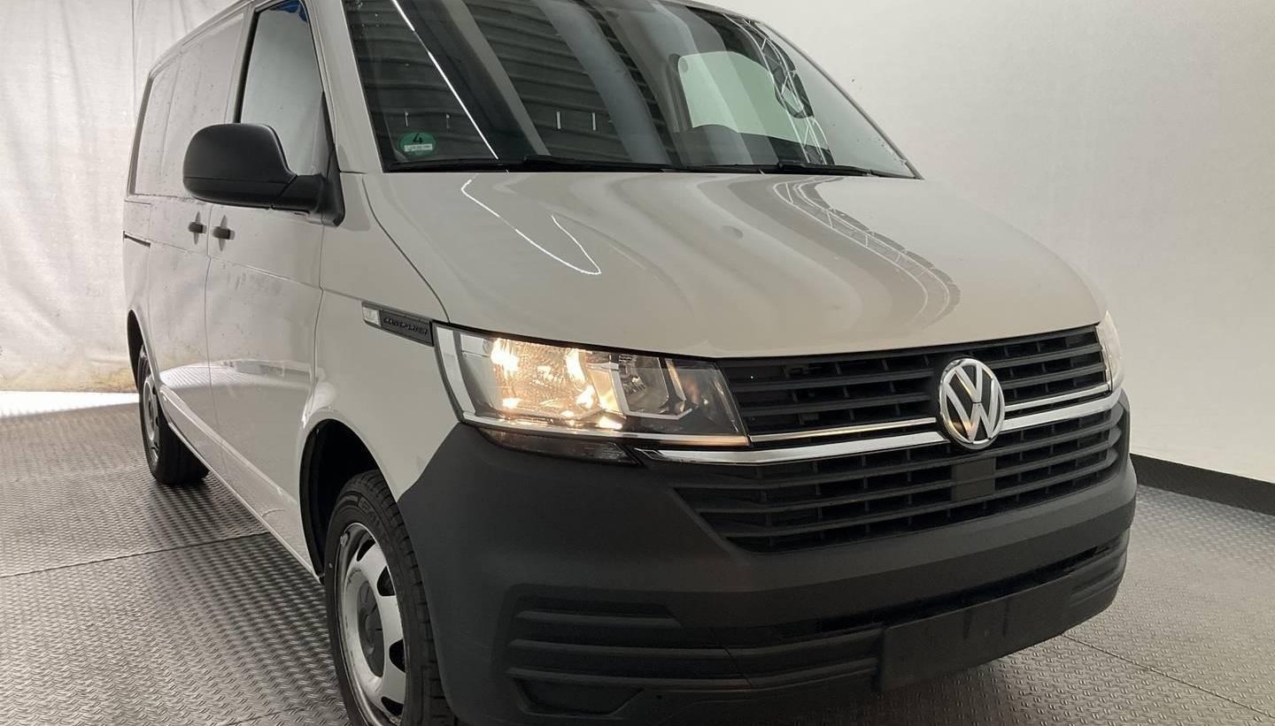 Volkswagen Transporter FWD 11