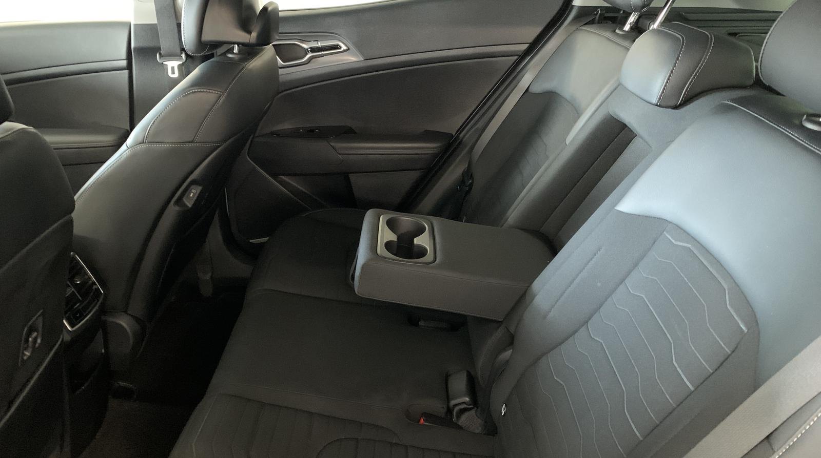 Kia Sportage Plug-in Hybrid 4WD 9