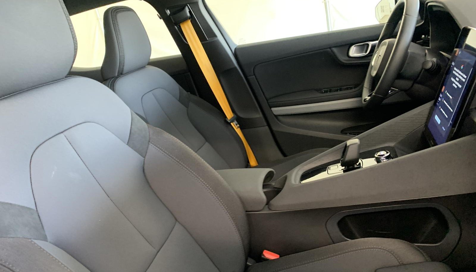 Polestar 2 Long Range Dual Performance 4
