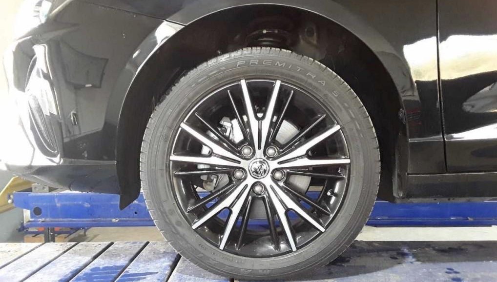 MG MG5 Luxury 5