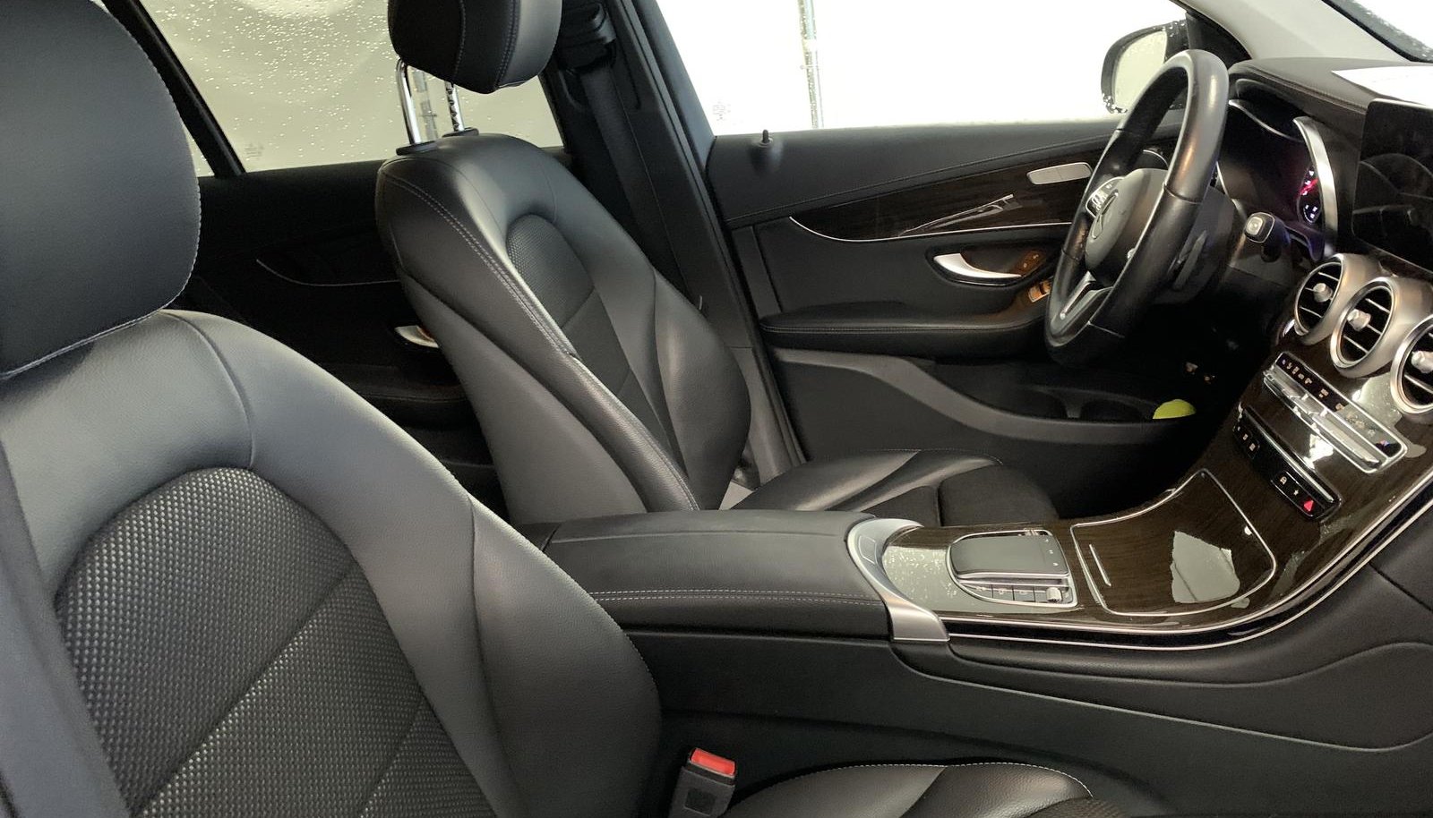 Mercedes-Benz GLC GLC 300 e 4Matic 3