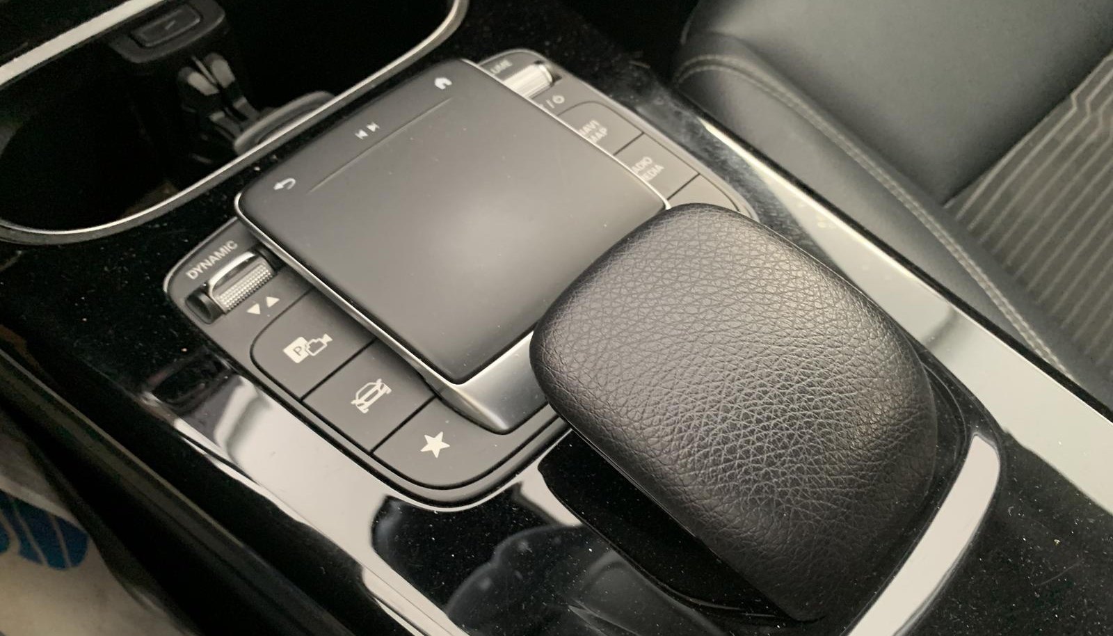 Mercedes-Benz CLA CLA 250 e 9
