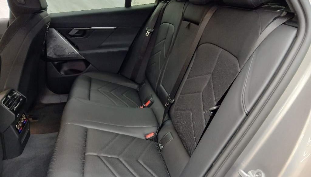 BMW 5 M Sport 12