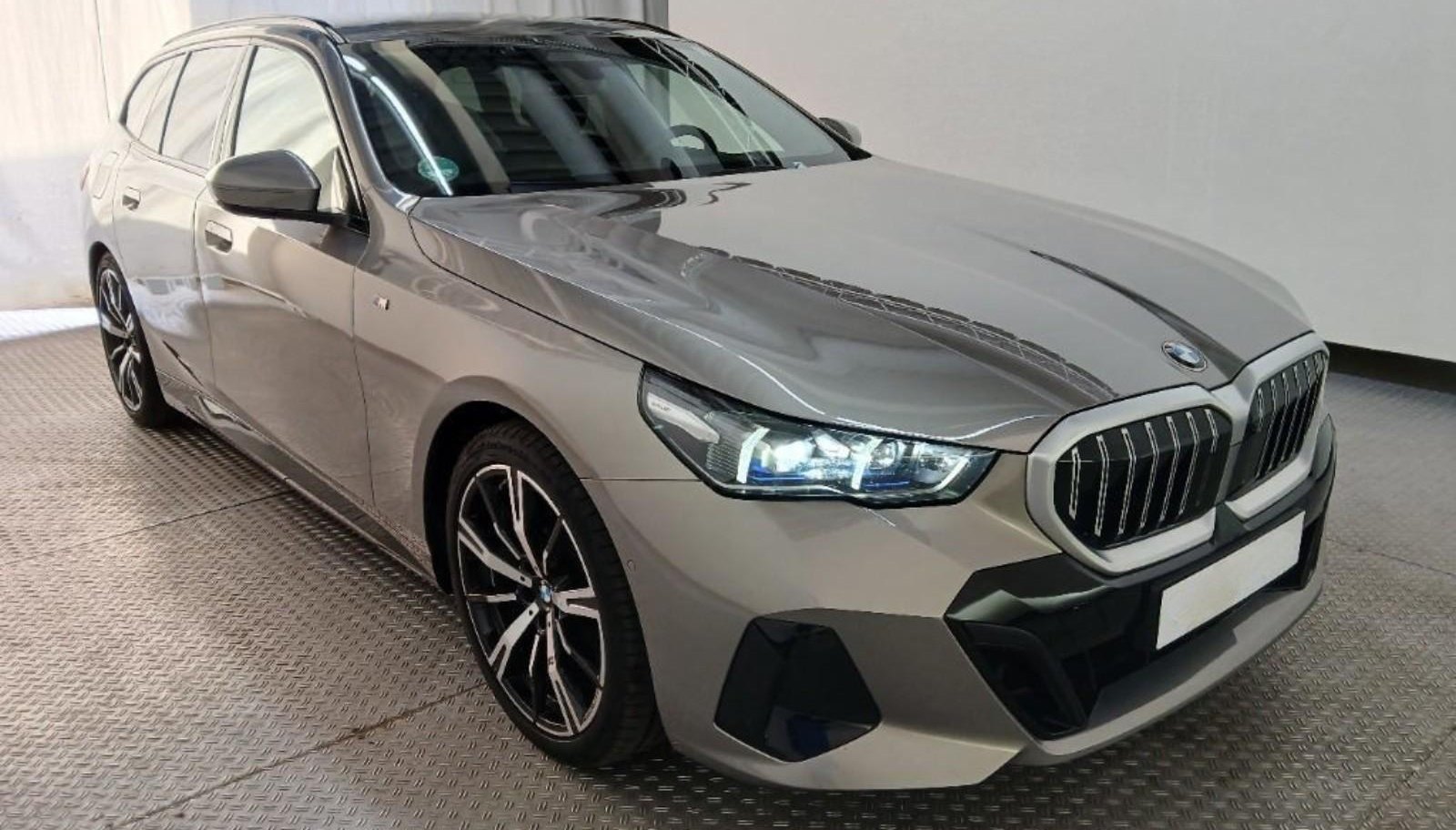 BMW 5 M Sport 2