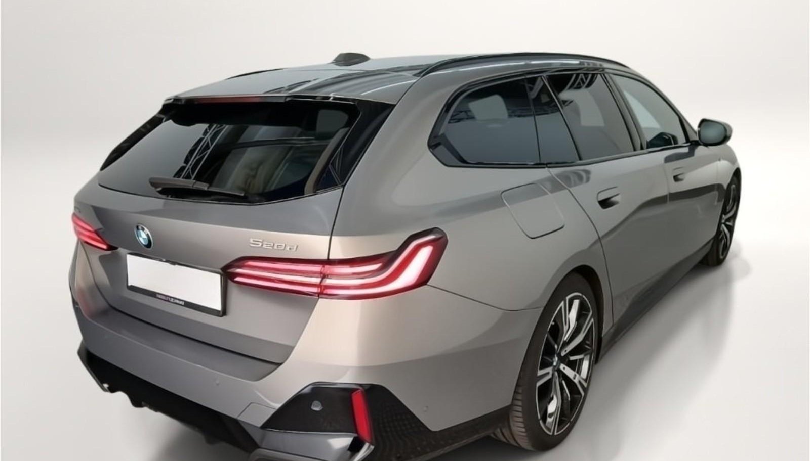 BMW 5 M Sport 4