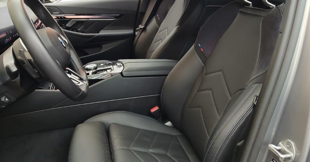 BMW 5 M Sport 6