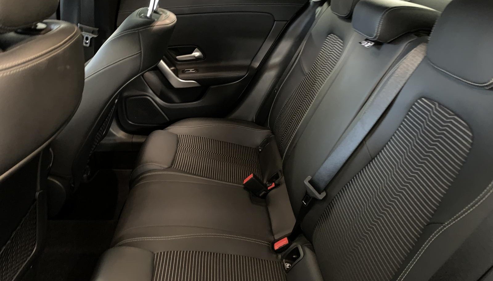 Mercedes-Benz CLA Progressive 8