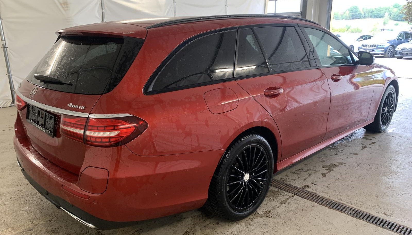 Mercedes-Benz E AMG Line 4