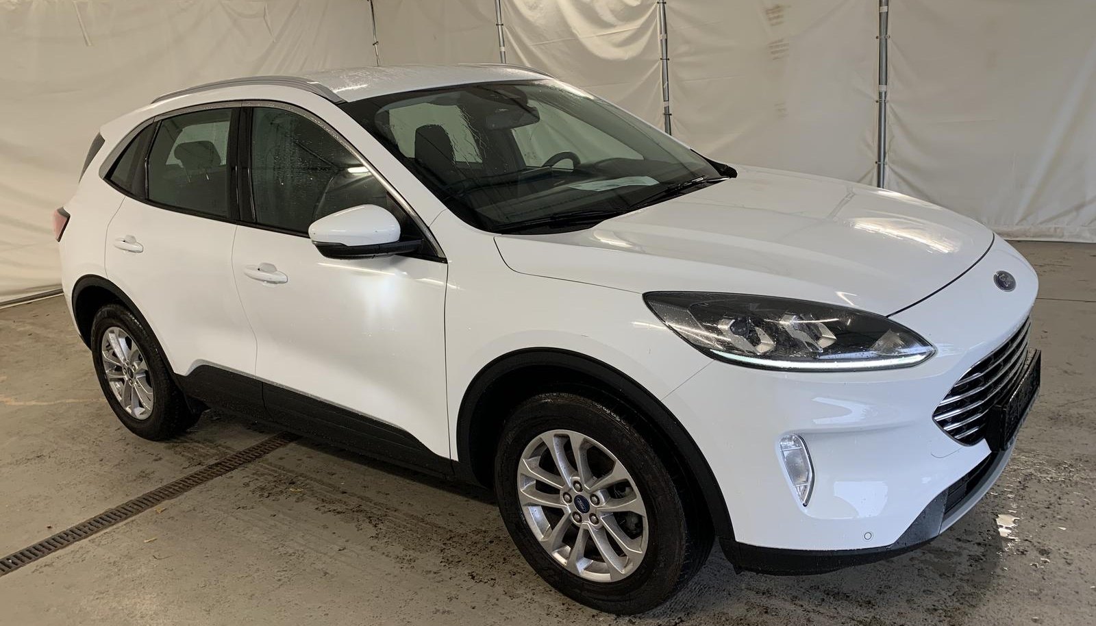 Ford Kuga PHEV Titanium 2