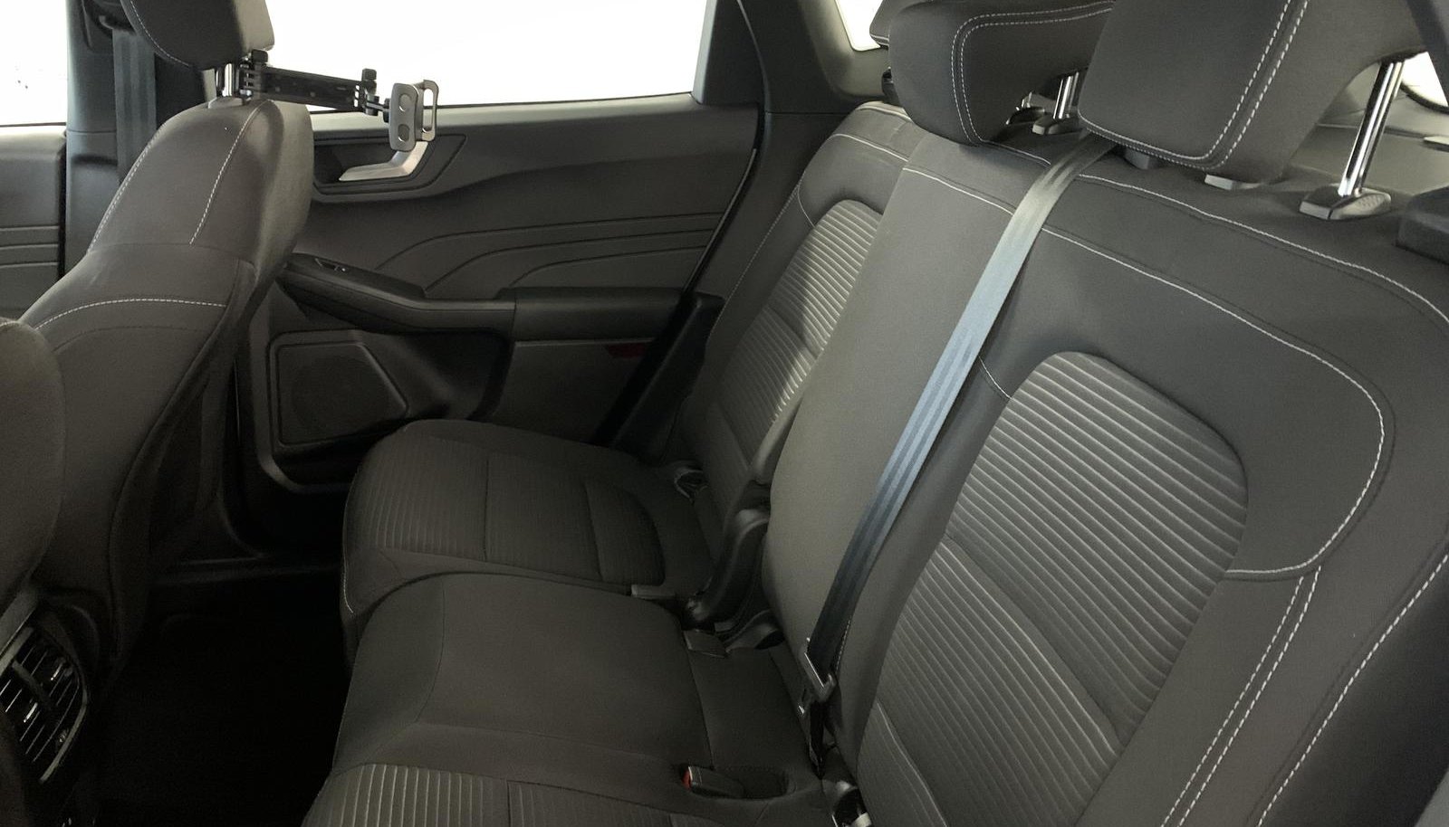 Ford Kuga PHEV Titanium 8