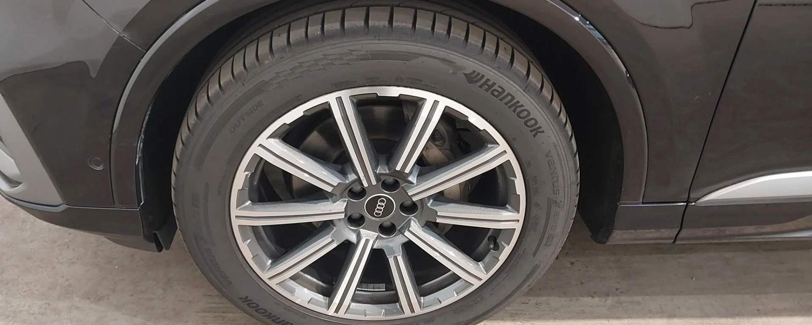 Audi Q7 S line 10