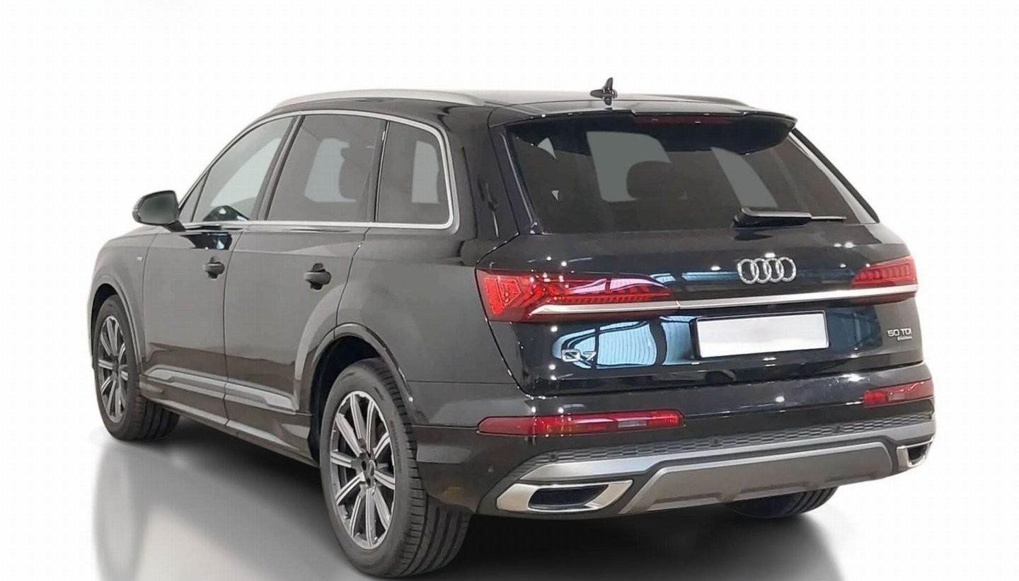 Audi Q7 S line 4