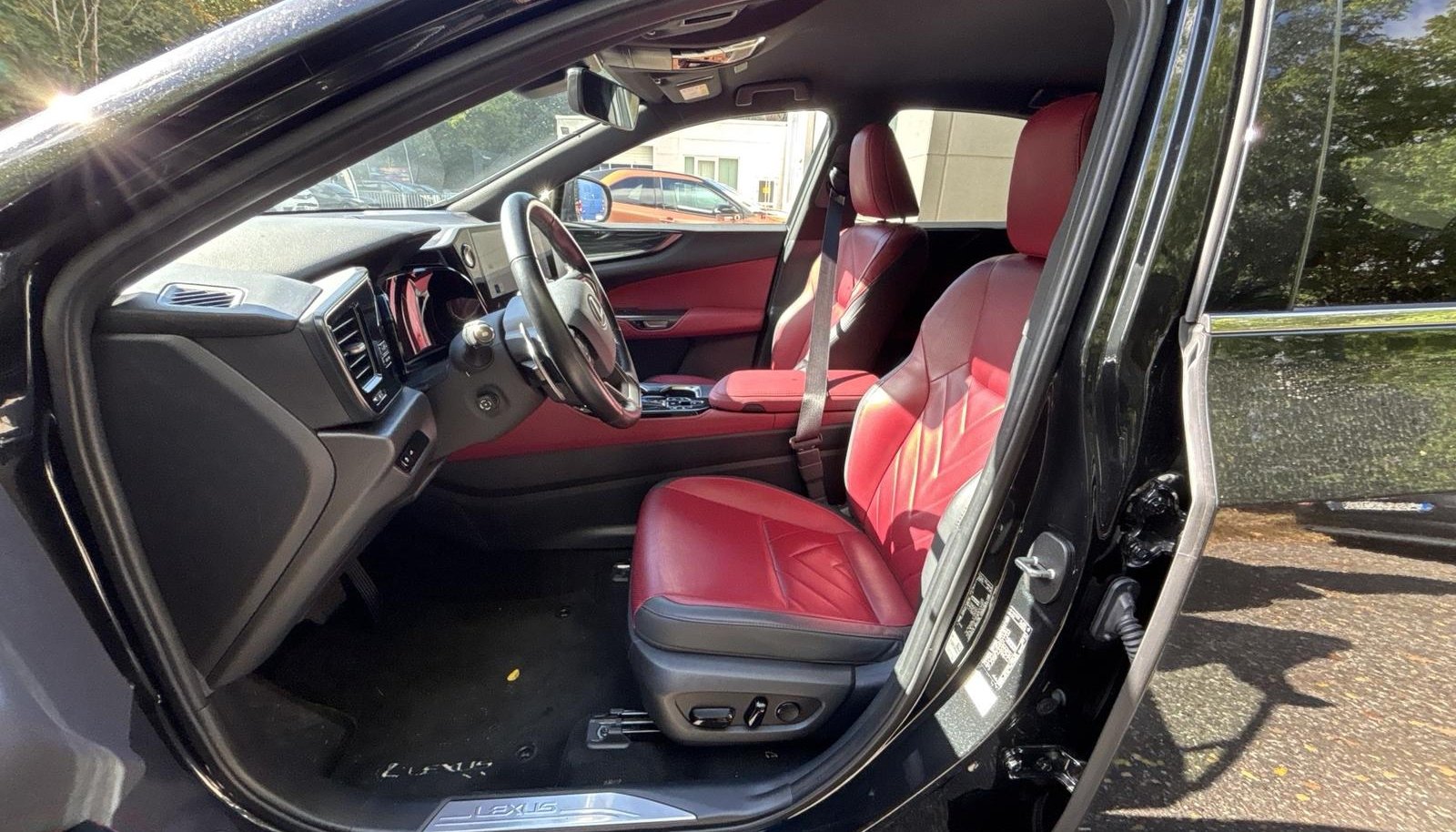 Lexus NX 450 h+ E-Four Executive 5