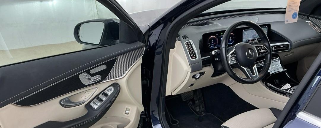 Mercedes-Benz EQC AMG Line 7