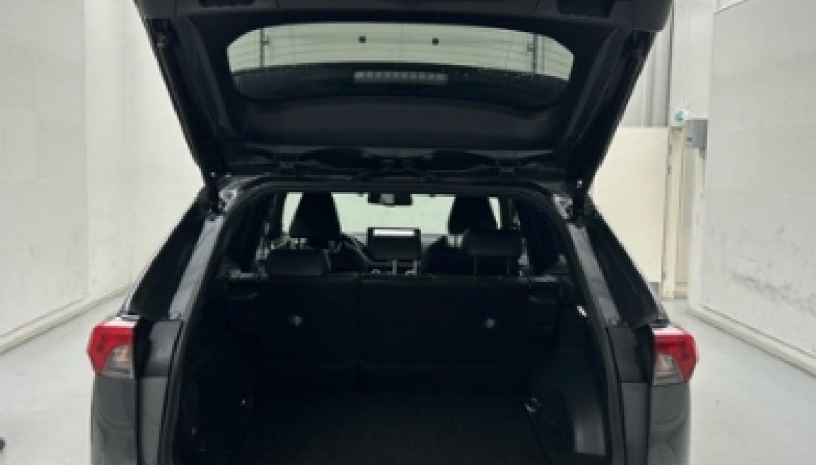 Toyota RAV Style 12