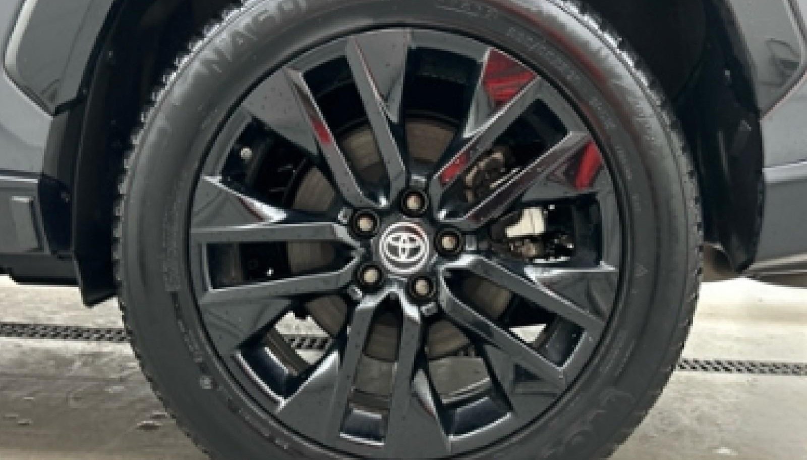 Toyota RAV Style 5