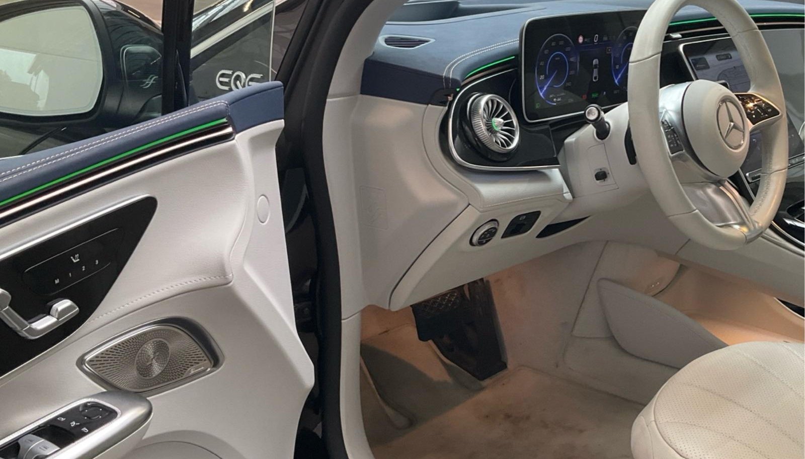 Mercedes-Benz EQE Avantgarde 6