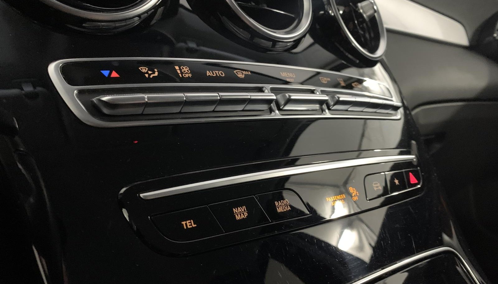 Mercedes-Benz GLC GLC 300 de 4Matic 12