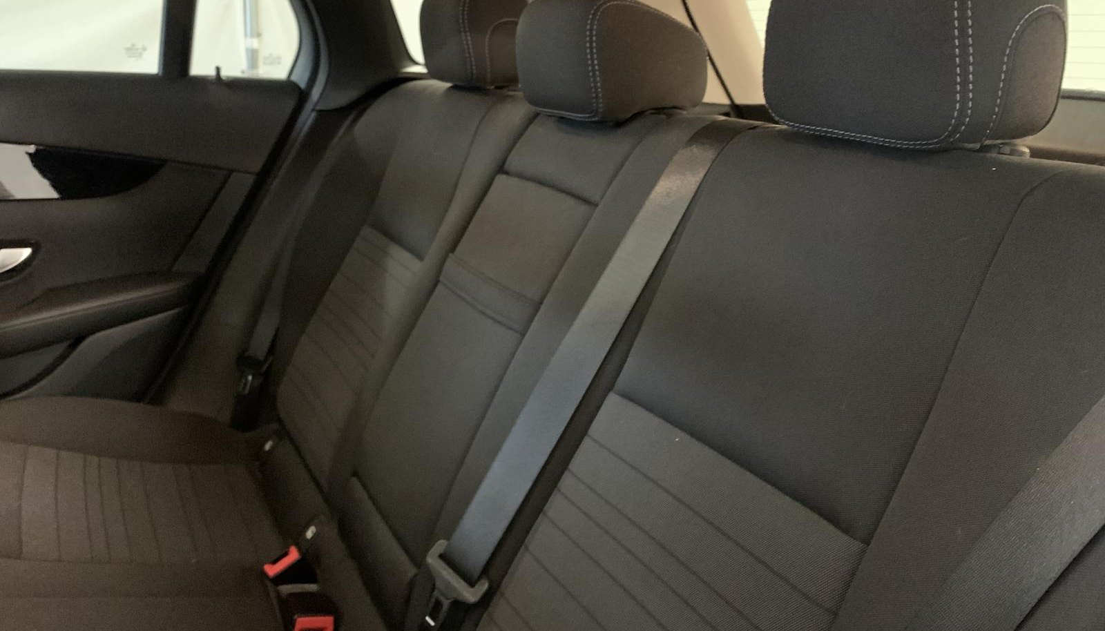 Mercedes-Benz GLC GLC 300 de 4Matic 9