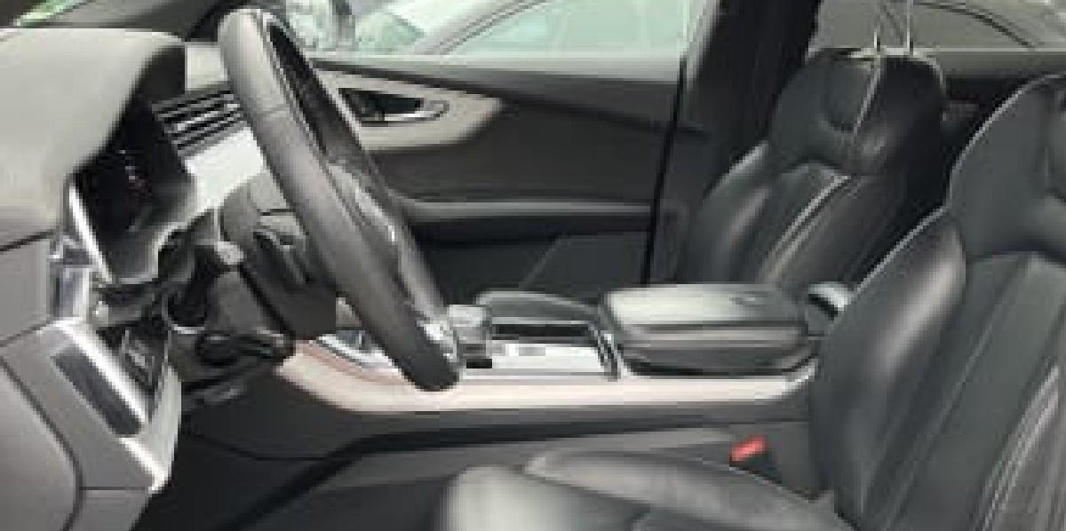 Audi SQ8 4.0 TFSI quattro 10