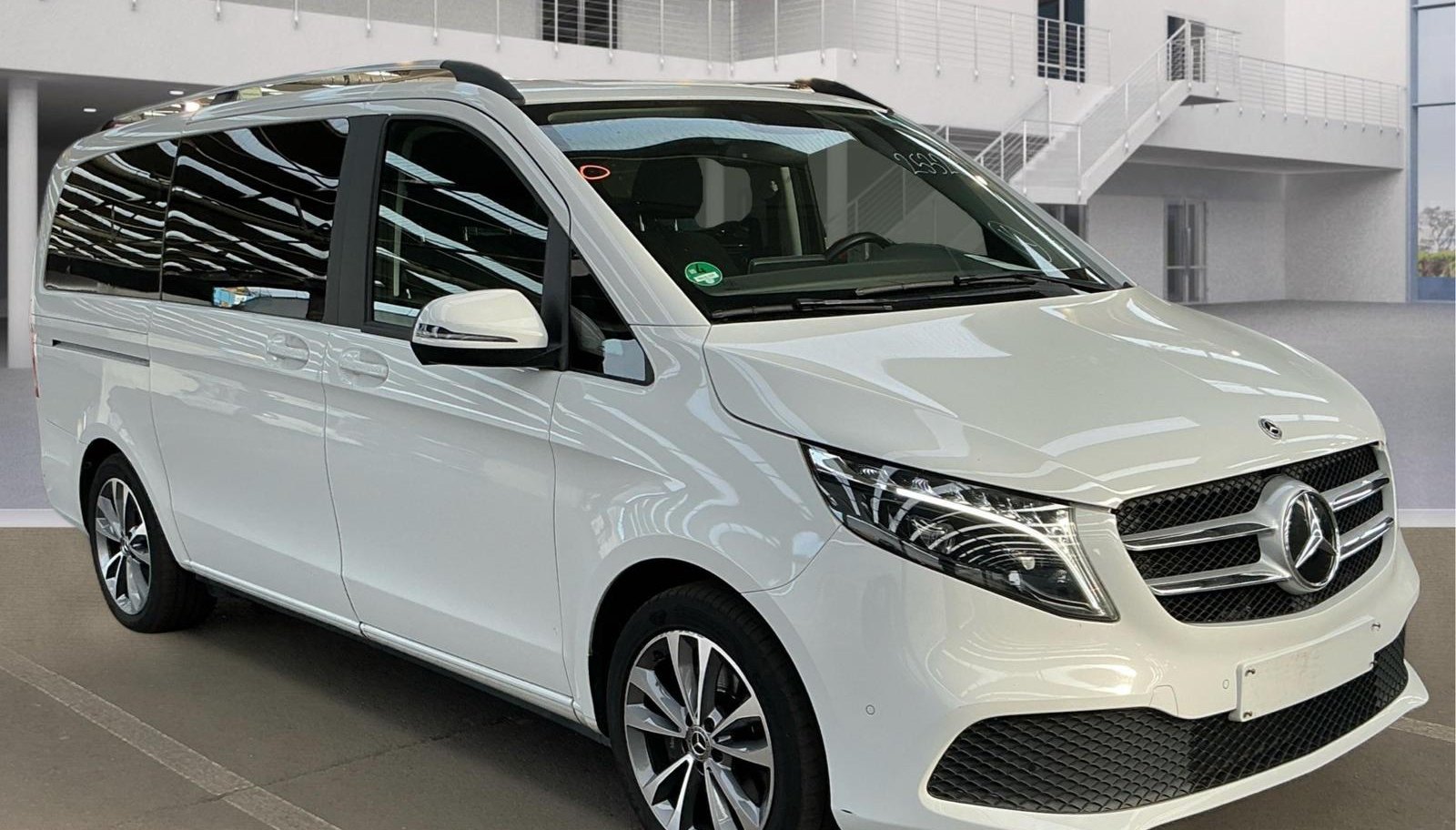 Mercedes-Benz V EDITION lang 8