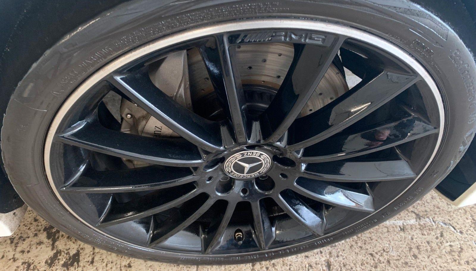Mercedes-Benz CLS AMG Line 3