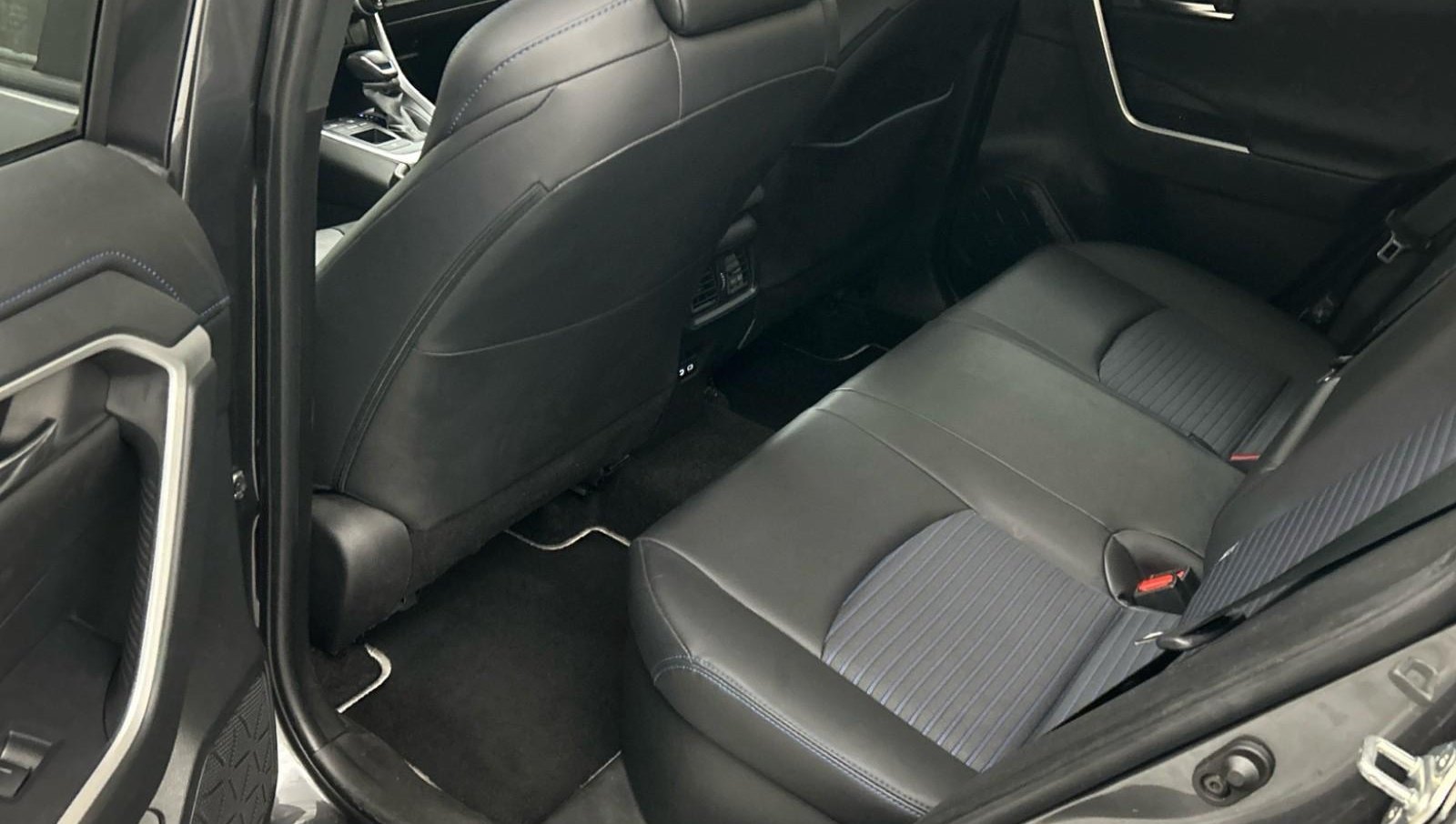 Toyota RAV Style 12