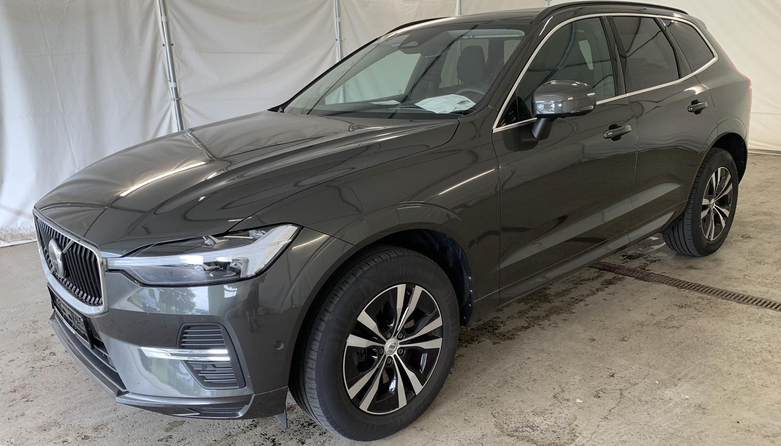 Volvo XC60 Momentum Pro 2WD