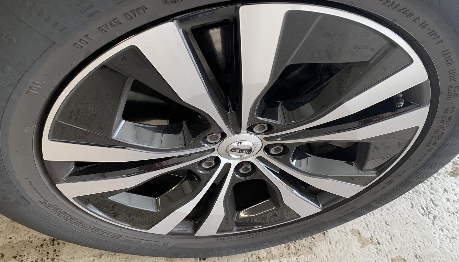 Volvo XC60 Momentum Pro 2WD 3