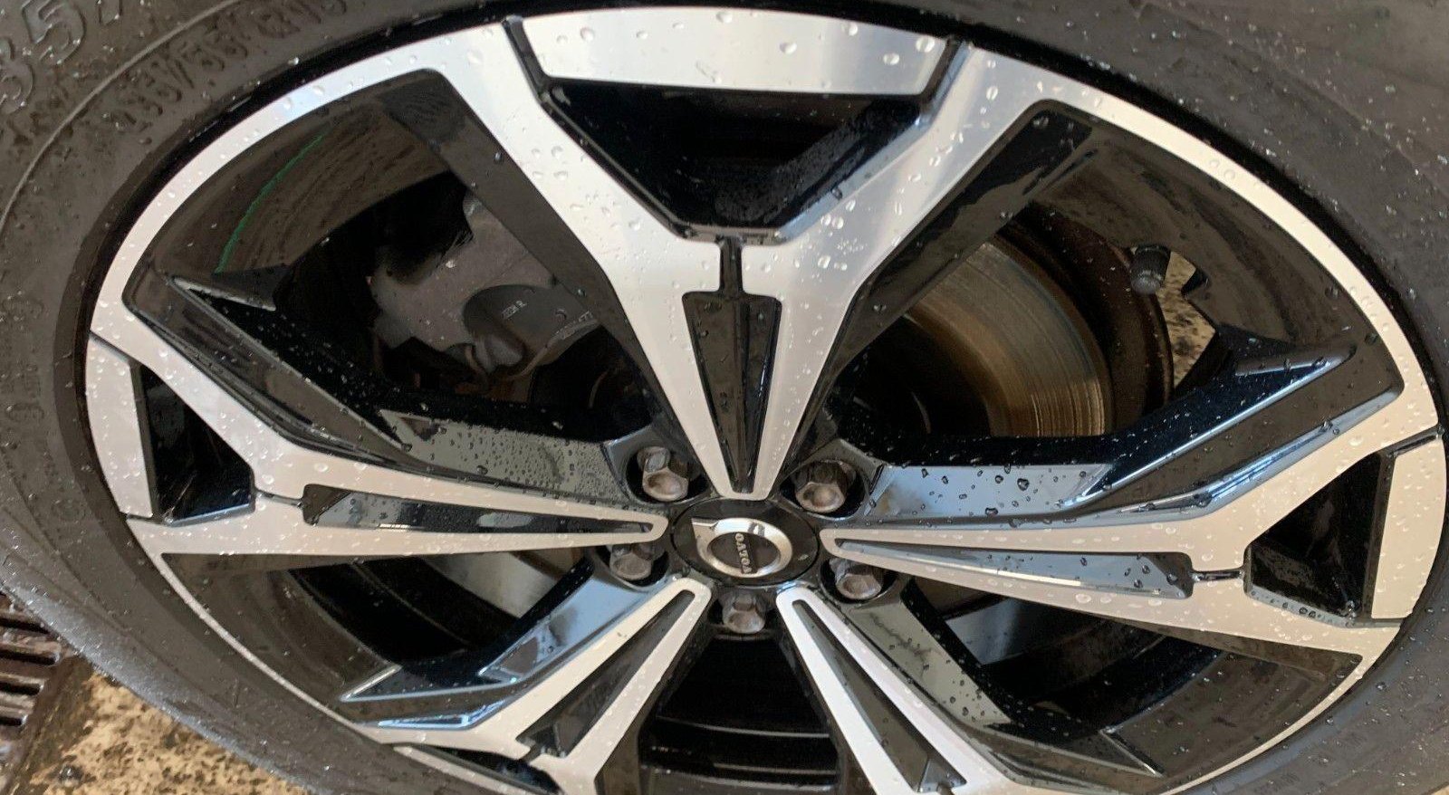 Volvo XC60 Momentum Pro 2WD 8